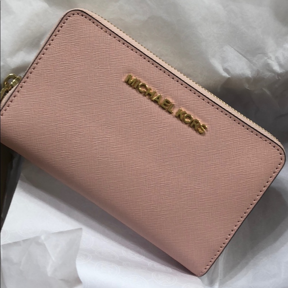 NWT Michael Kors Jetset wristlet wallet clutch